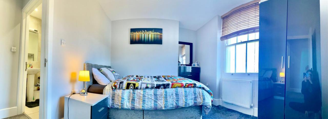 Camden Guest House Double Bedroom With Super Large King Bed London Ngoại thất bức ảnh